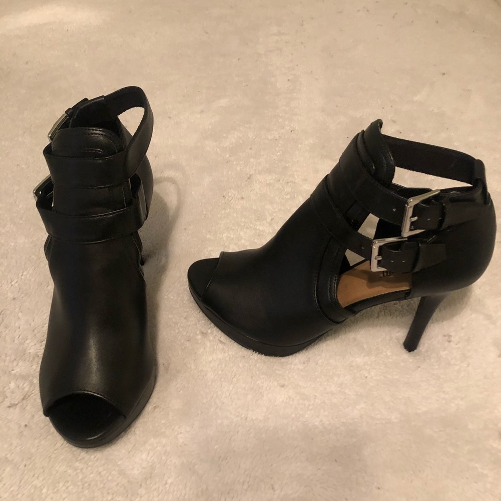 Super cute and sexy and 👠